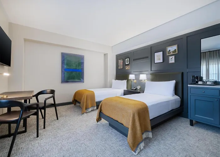 The Sam Houston Hotel, Curio Collection By Hilton
