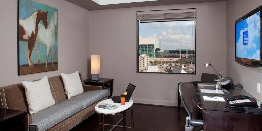 The Sam Hotel, Curio Collection By Hilton Hotel